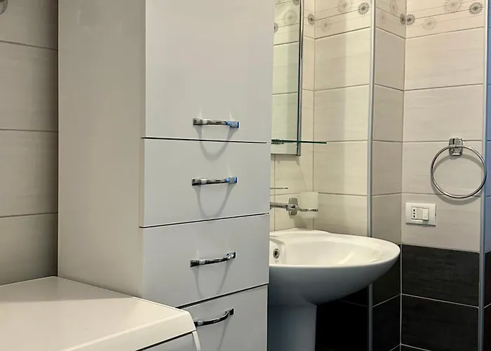 Korca Apartment * Корча